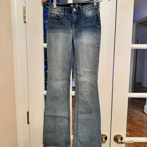 WHBM Mid Rise Slim Boot Cut Jeans, Size 0R